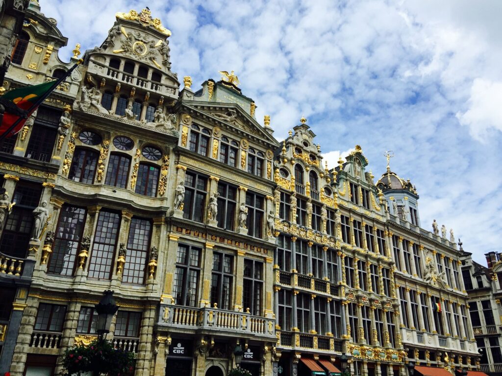 Salaries in Belgium: What You Will Really Earn in 2026