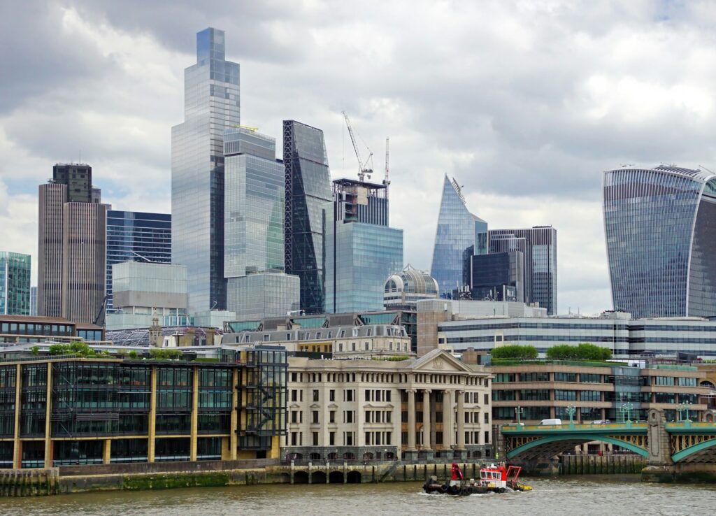 PwC Audit Graduate Scheme 2027: Application Process, Tests and Interviews